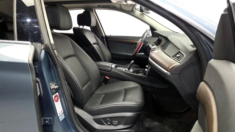 BMW 5-Series Gran Turismo