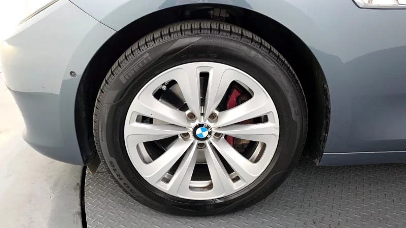 BMW 5-Series Gran Turismo