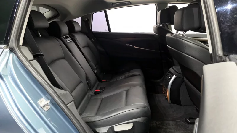 BMW 5-Series Gran Turismo