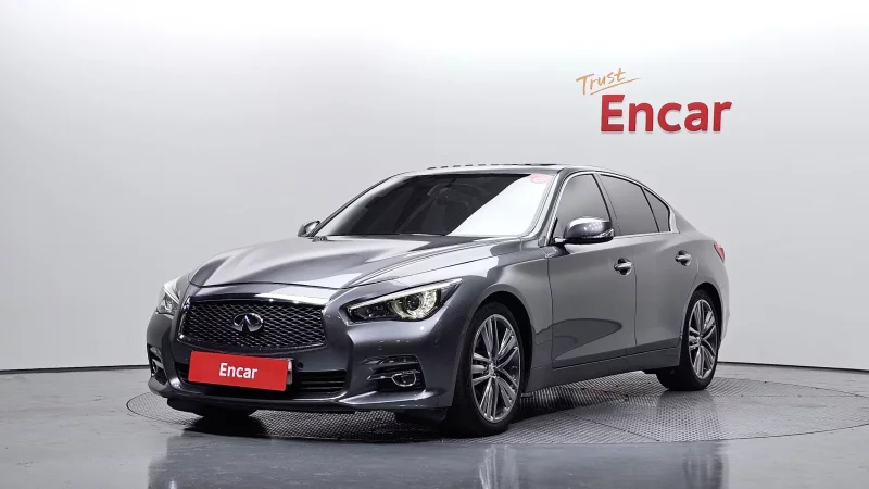 Infiniti Q50