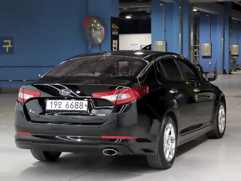 Kia K5