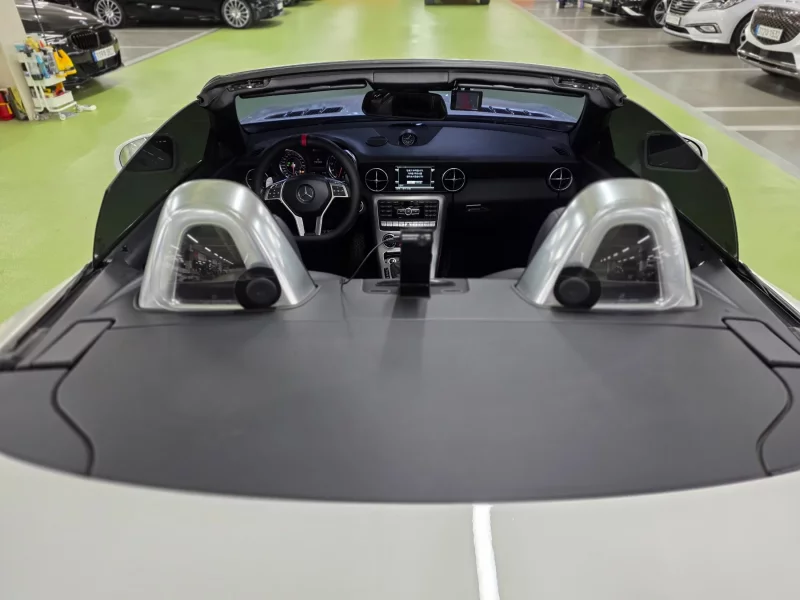 Mercedes-Benz SLK-Class