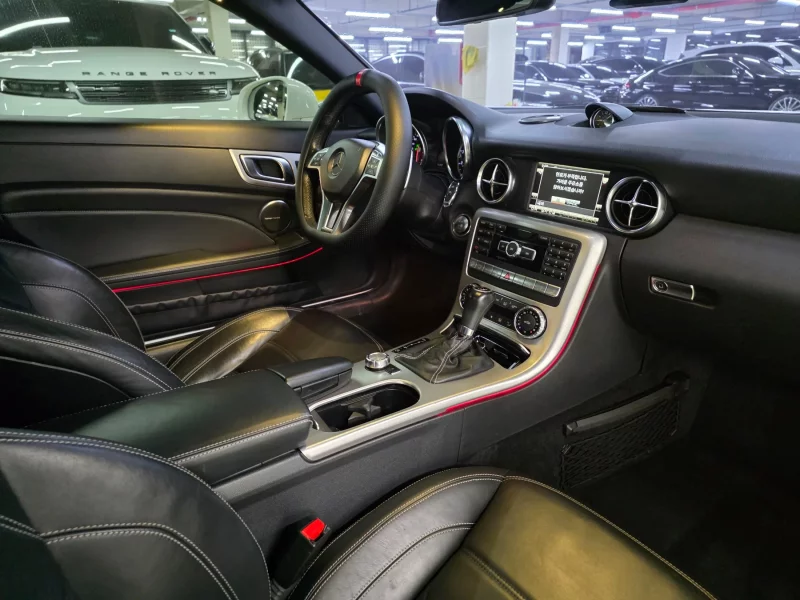 Mercedes-Benz SLK-Class