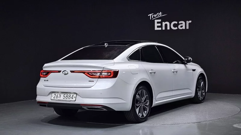 Renault Samsung SM6