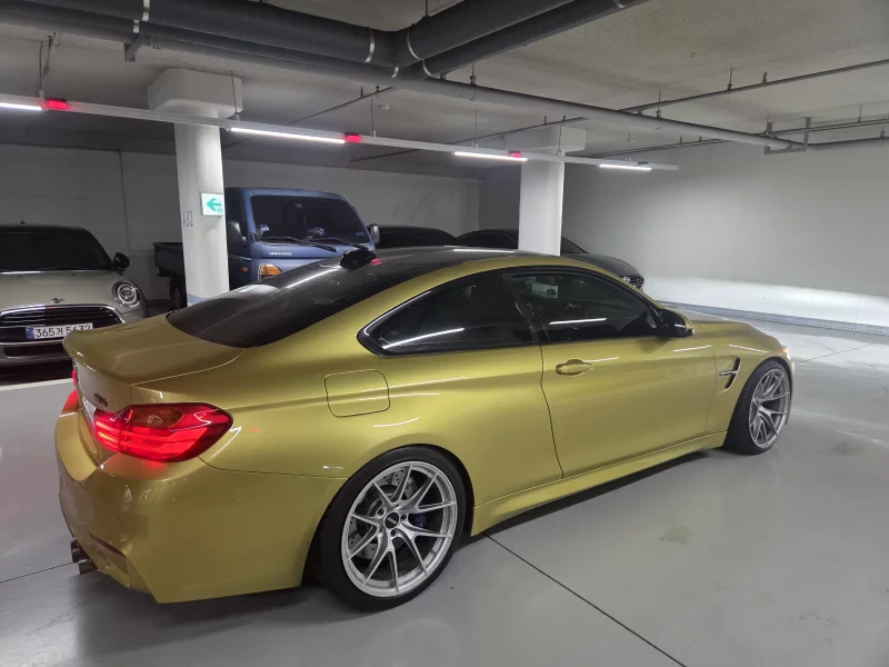 BMW M4