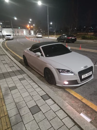 Audi TTS