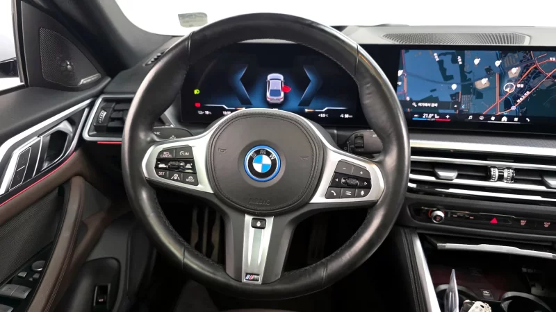 BMW i4