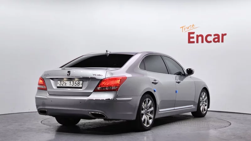 Hyundai Equus