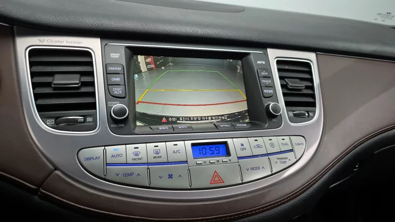 Hyundai Genesis
