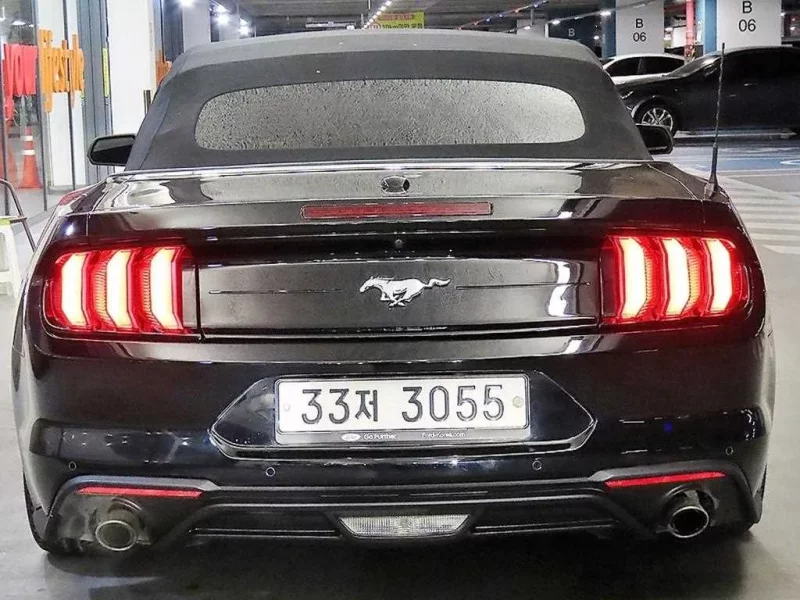 Ford MUSTANG