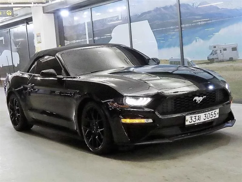 Ford MUSTANG