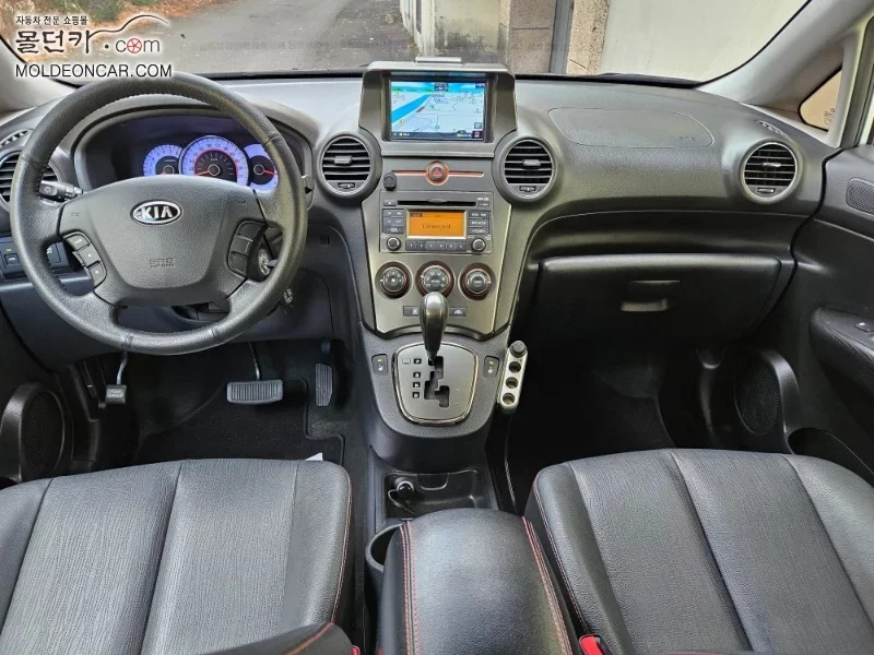 Kia Carens