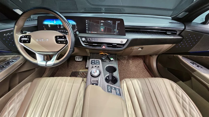 Kia K8
