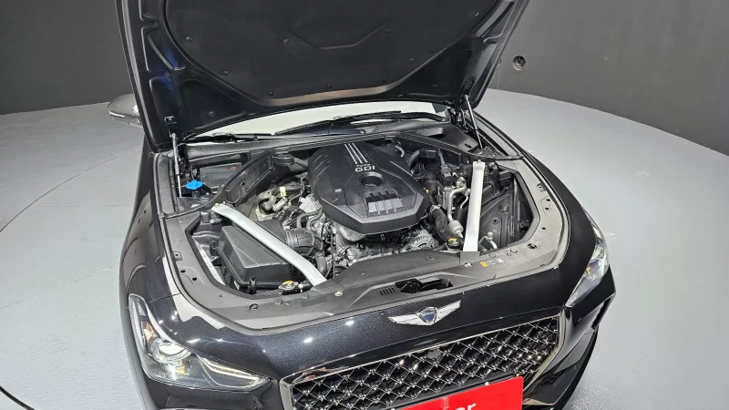 Genesis G70