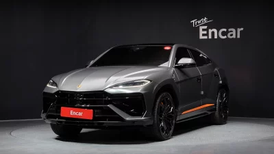 Lamborghini URUS
