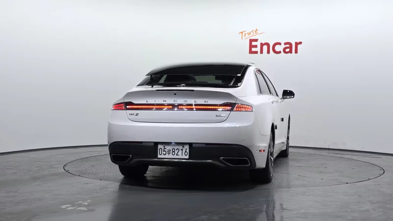 Lincoln MKZ