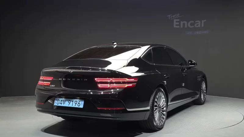 Genesis Electrified G80