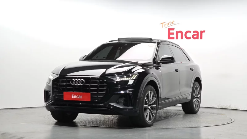 Audi Q8