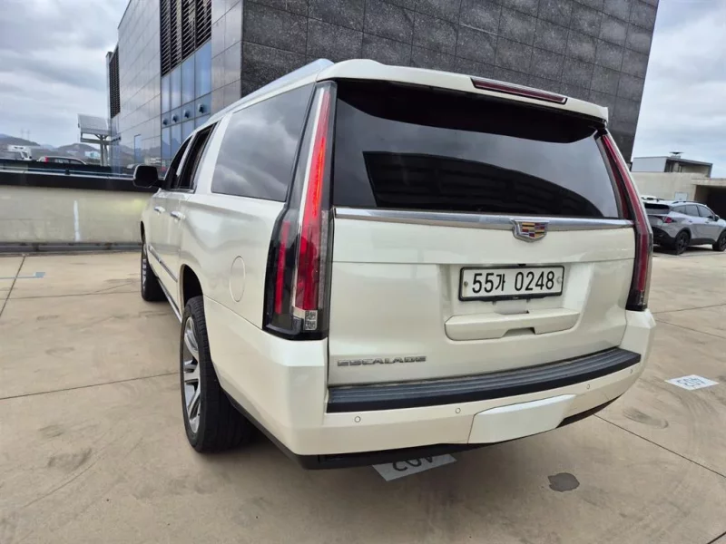 Cadillac Escalade