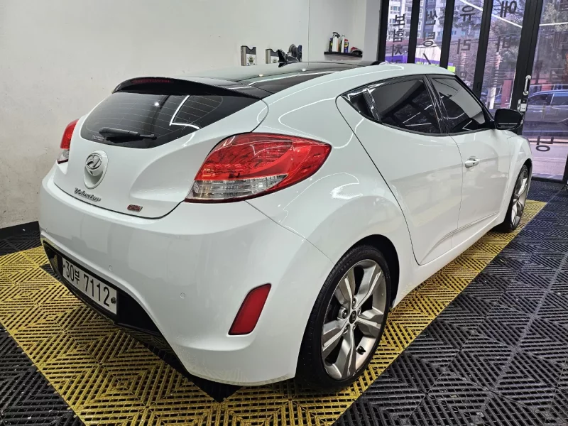 Hyundai Veloster