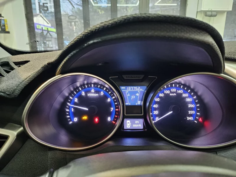 Hyundai Veloster