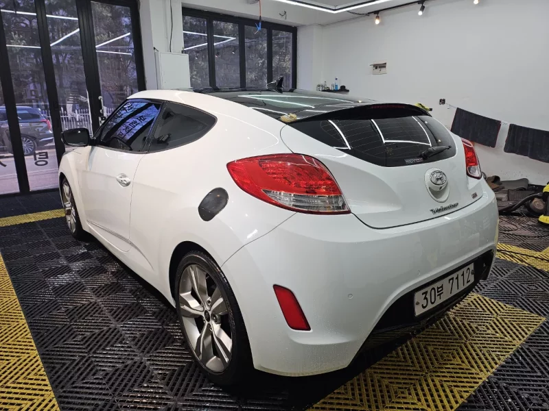 Hyundai Veloster
