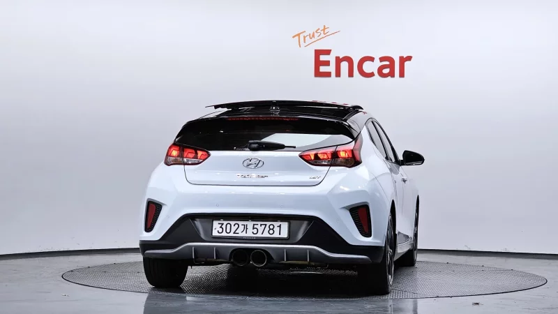 Hyundai Veloster