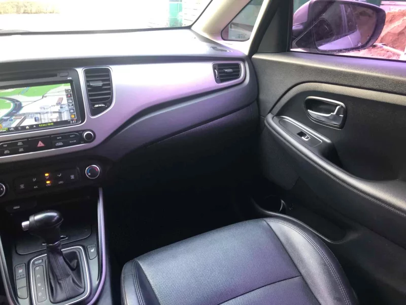 Kia Carens