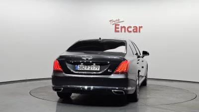 Genesis EQ900