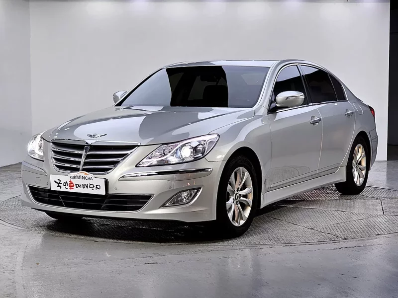 Hyundai Genesis