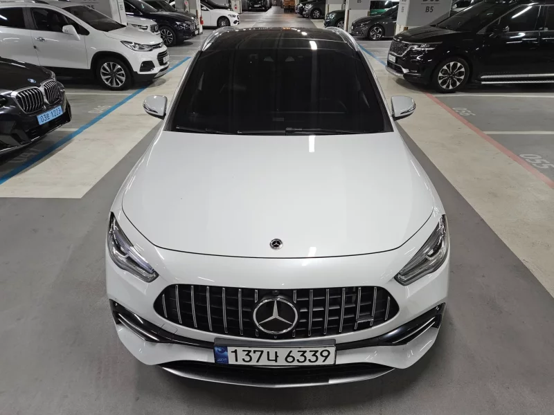 Mercedes-Benz GLA-Class