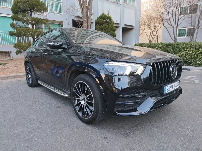 Mercedes-Benz GLE-Class