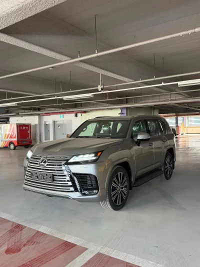 Lexus LX