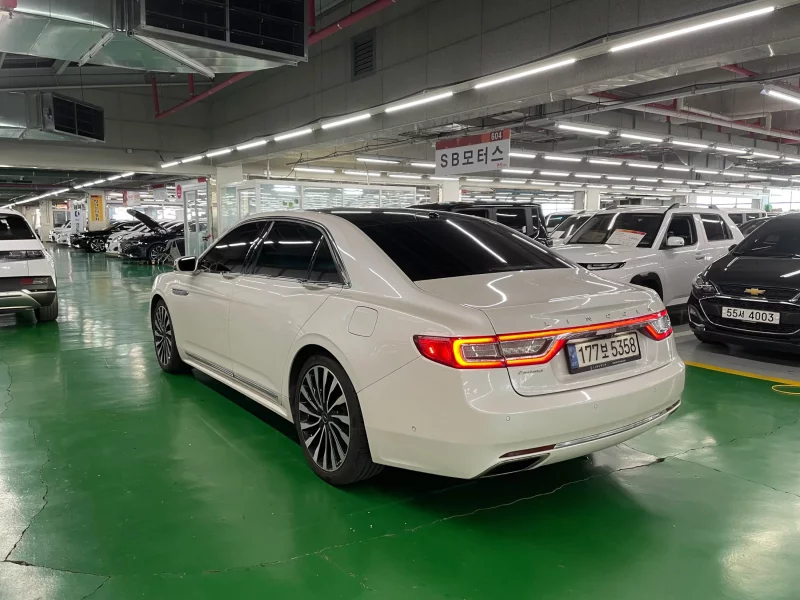 Lincoln CONTINENTAL