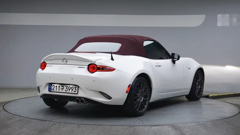 Mazda MX-5 Miata