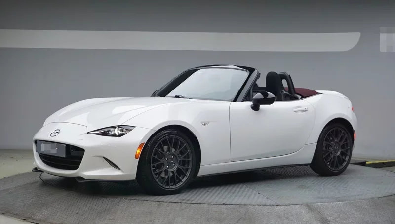 Mazda MX-5 Miata