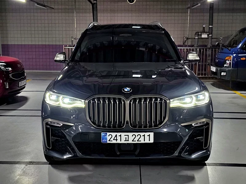 BMW X7