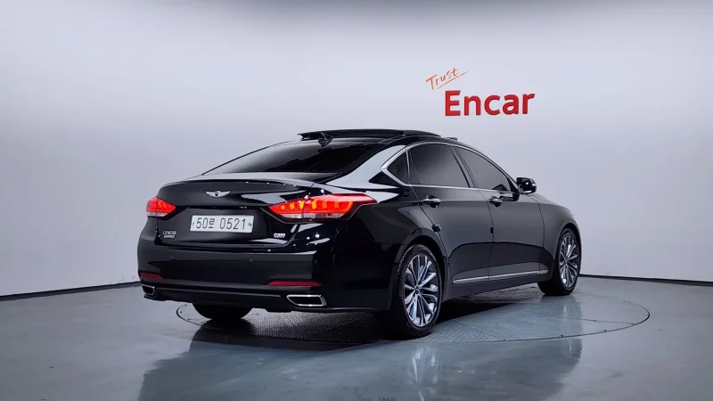 Hyundai Genesis