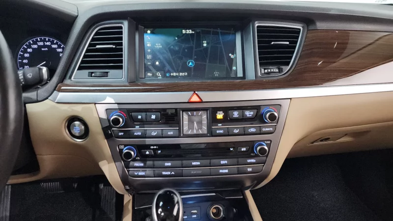 Hyundai Genesis