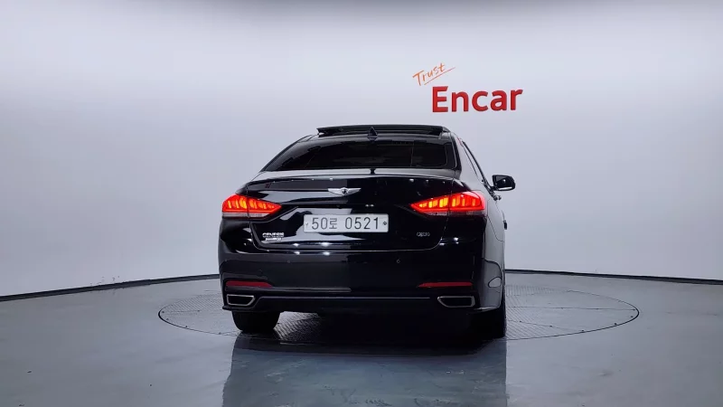 Hyundai Genesis