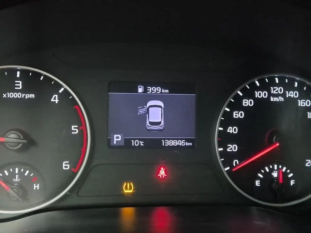 KIA SELTOS 2020г.в. силовым агрегатом объёмом 1598 см3 на 136 л.с - экспорт из Кореи. Фото №5