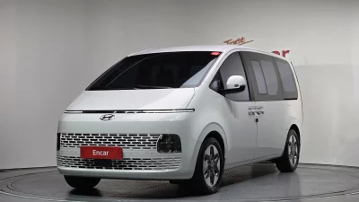 Hyundai Staria