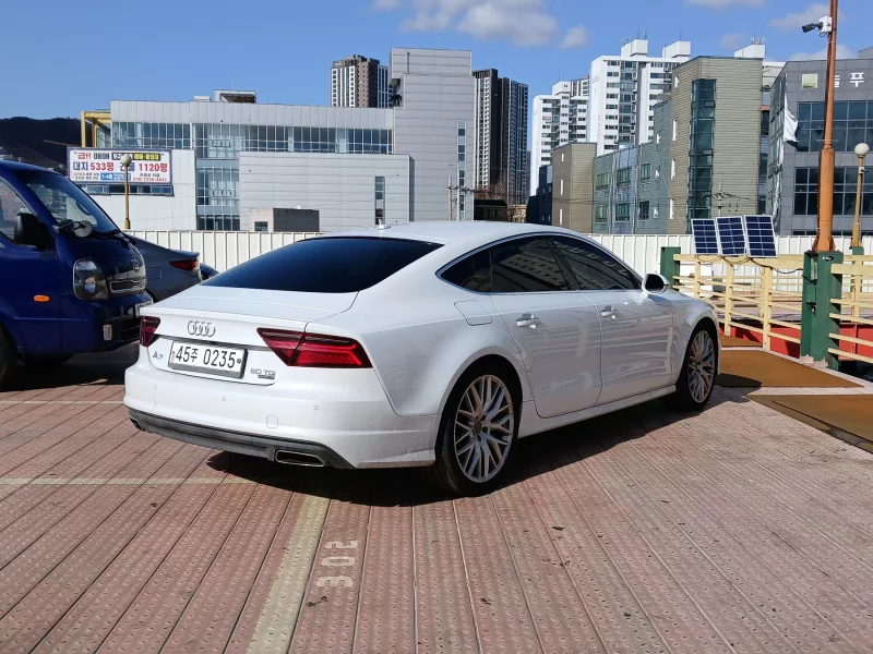 Audi A7