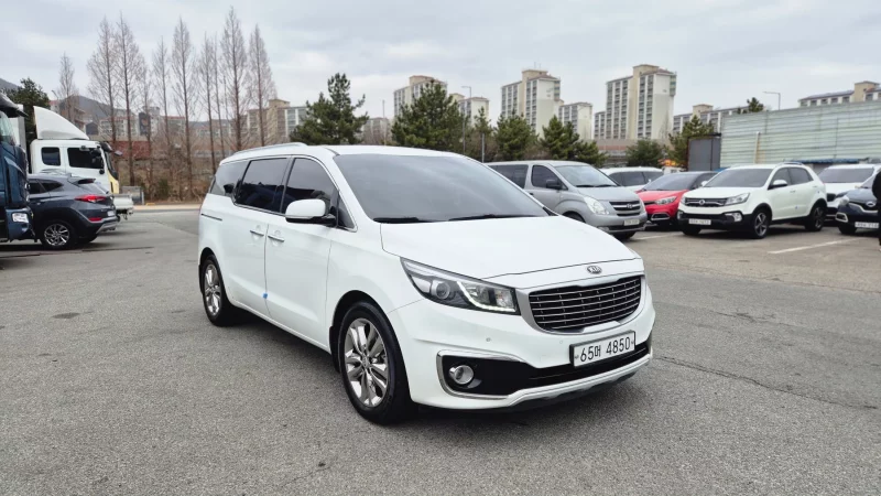 Kia Carnival