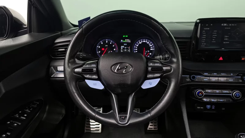 Hyundai Veloster