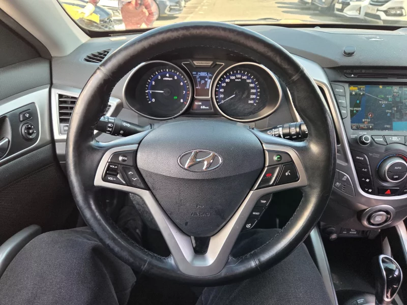 Hyundai Veloster