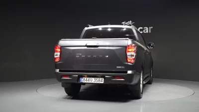 SsangYong Rexton Sports