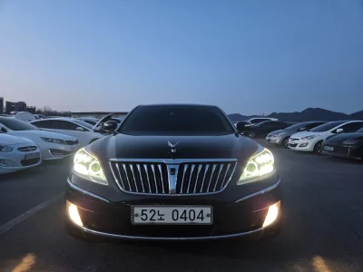Hyundai Equus