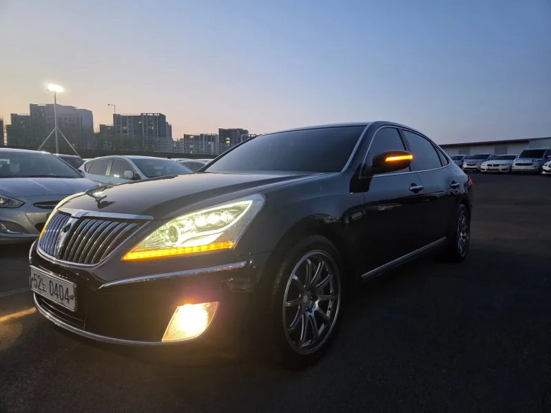 Hyundai Equus