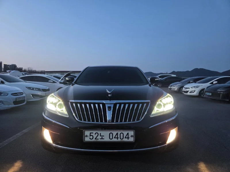 Hyundai Equus